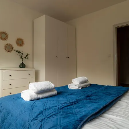 Sea - Family & Friends * غدينيا