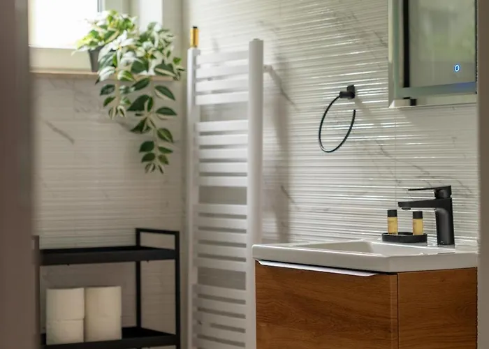 Sea - Family & Friends غدينيا